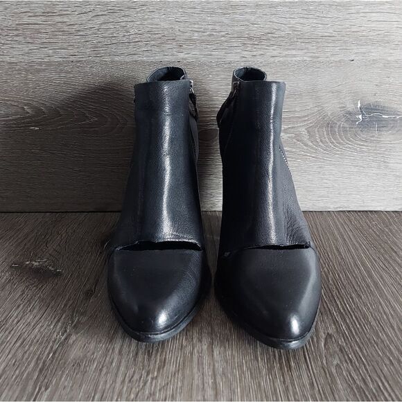 Joe’s Abby Black Leather Ankle Bootie Size 9.5 Block Heel Almond Toe - Picture 2 of 11